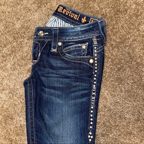 Women’s Rock Revival Jeans - Picture 5 of 5